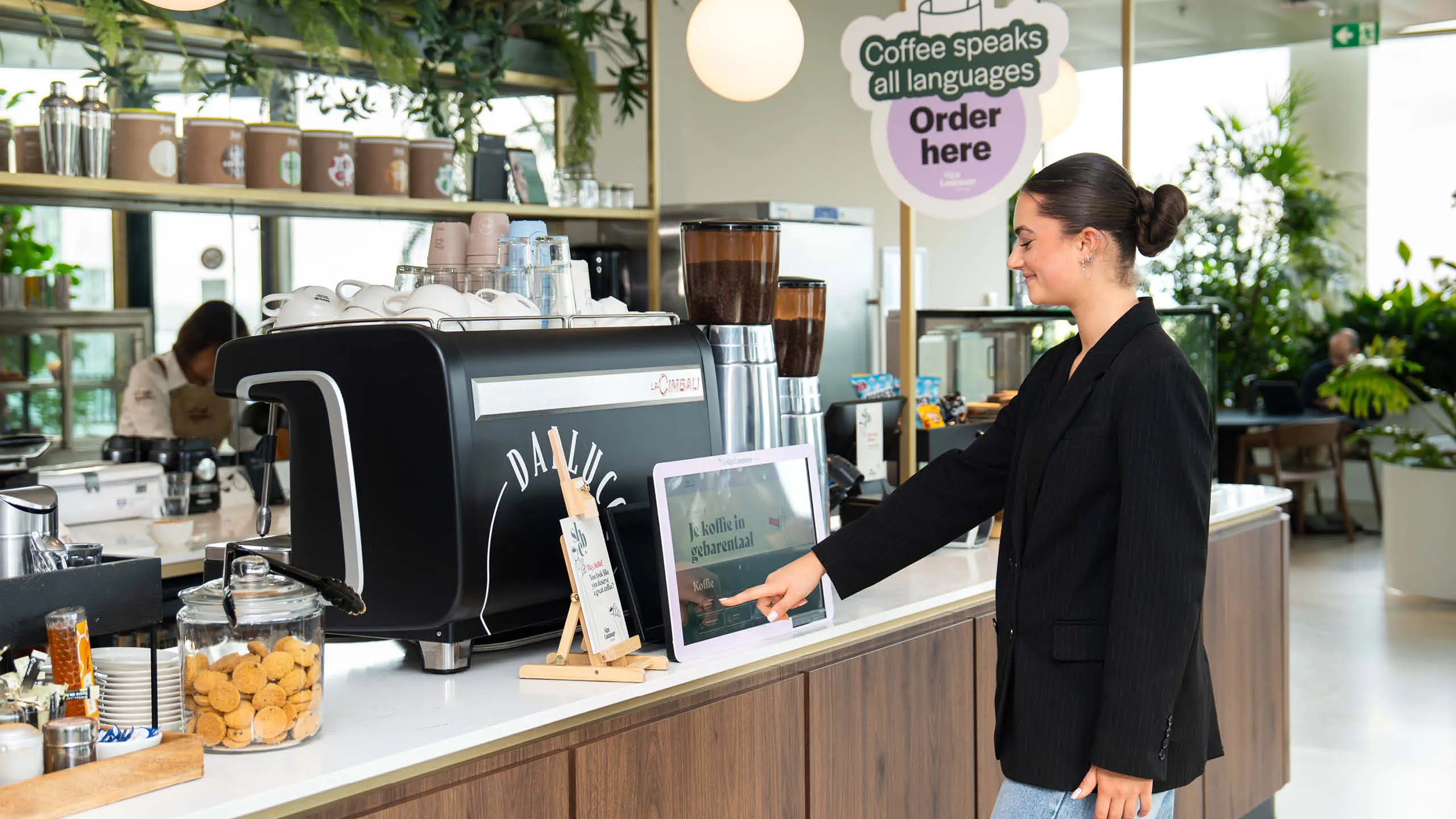 werk, Hai, Albron, Hutten, SLCB, Sign Language Coffee Bar, Noor, Hai impact house